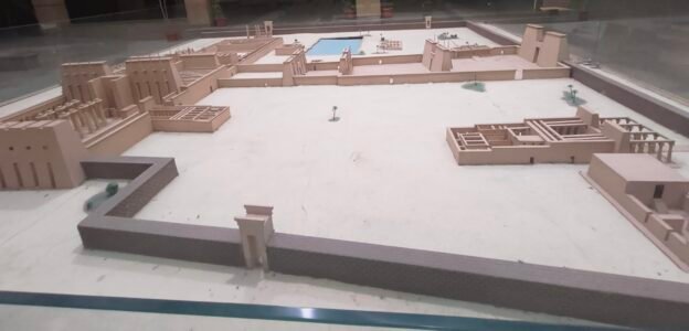 Oplus_17825794